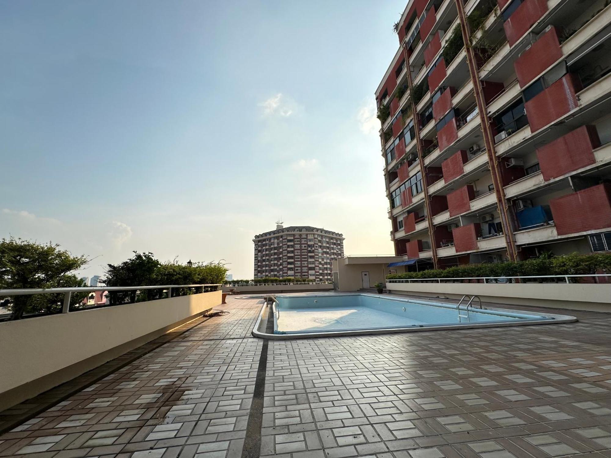 Country Complex Bangna Aparthotel Μπανγκόκ Εξωτερικό φωτογραφία